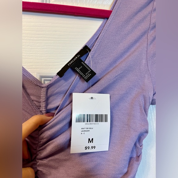 Forever 21 Ruched Top in Lavender BNWT - Picture 6 of 6